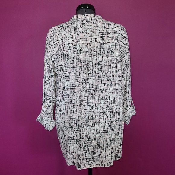 Jones New York Abstract White, Pink & Black Blouse Size Small - Picture 3 of 7